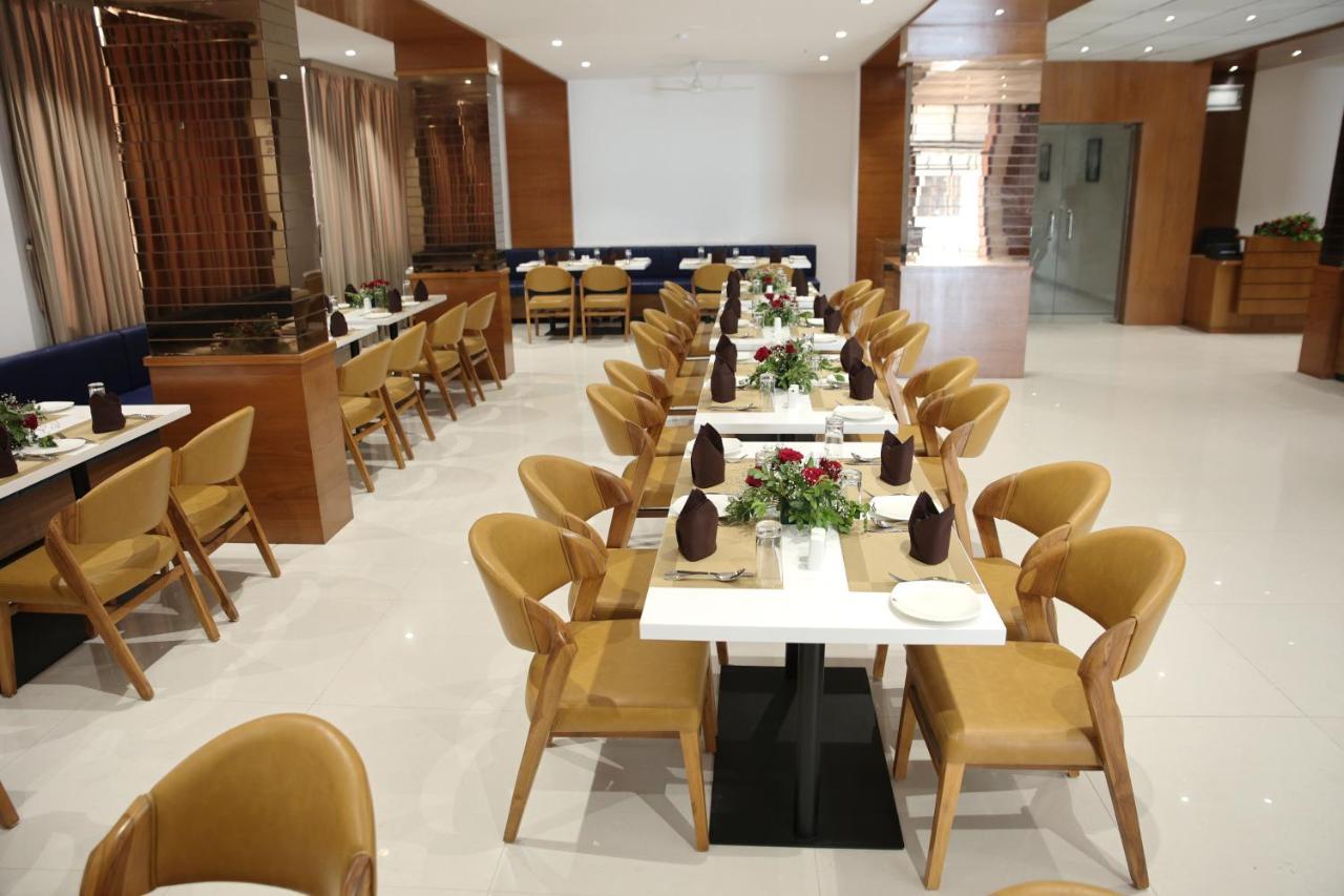 Lords Eco Inn, Ambaji ภายนอก รูปภาพ