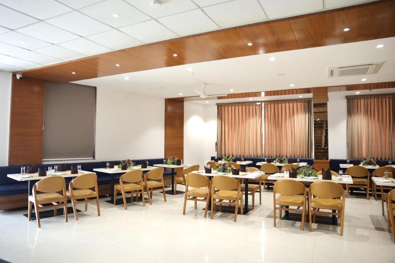Lords Eco Inn, Ambaji ภายนอก รูปภาพ