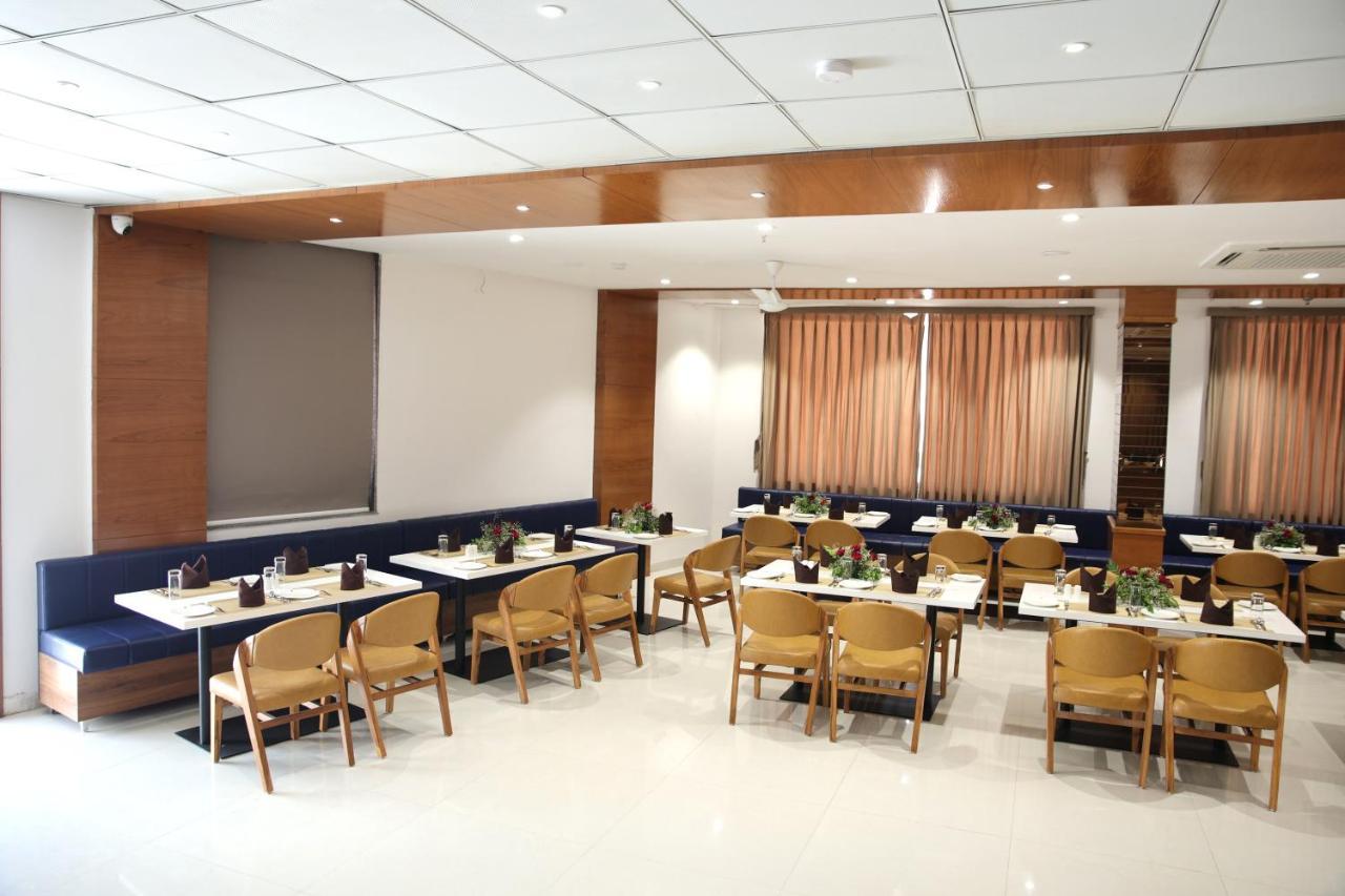 Lords Eco Inn, Ambaji ภายนอก รูปภาพ