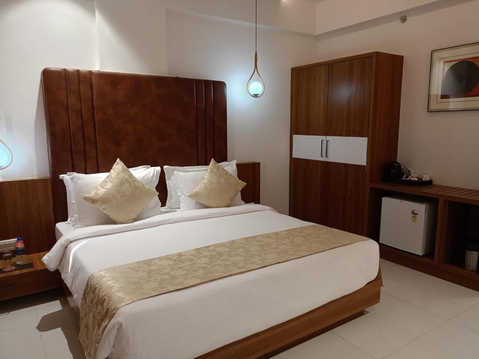 Lords Eco Inn, Ambaji ภายนอก รูปภาพ