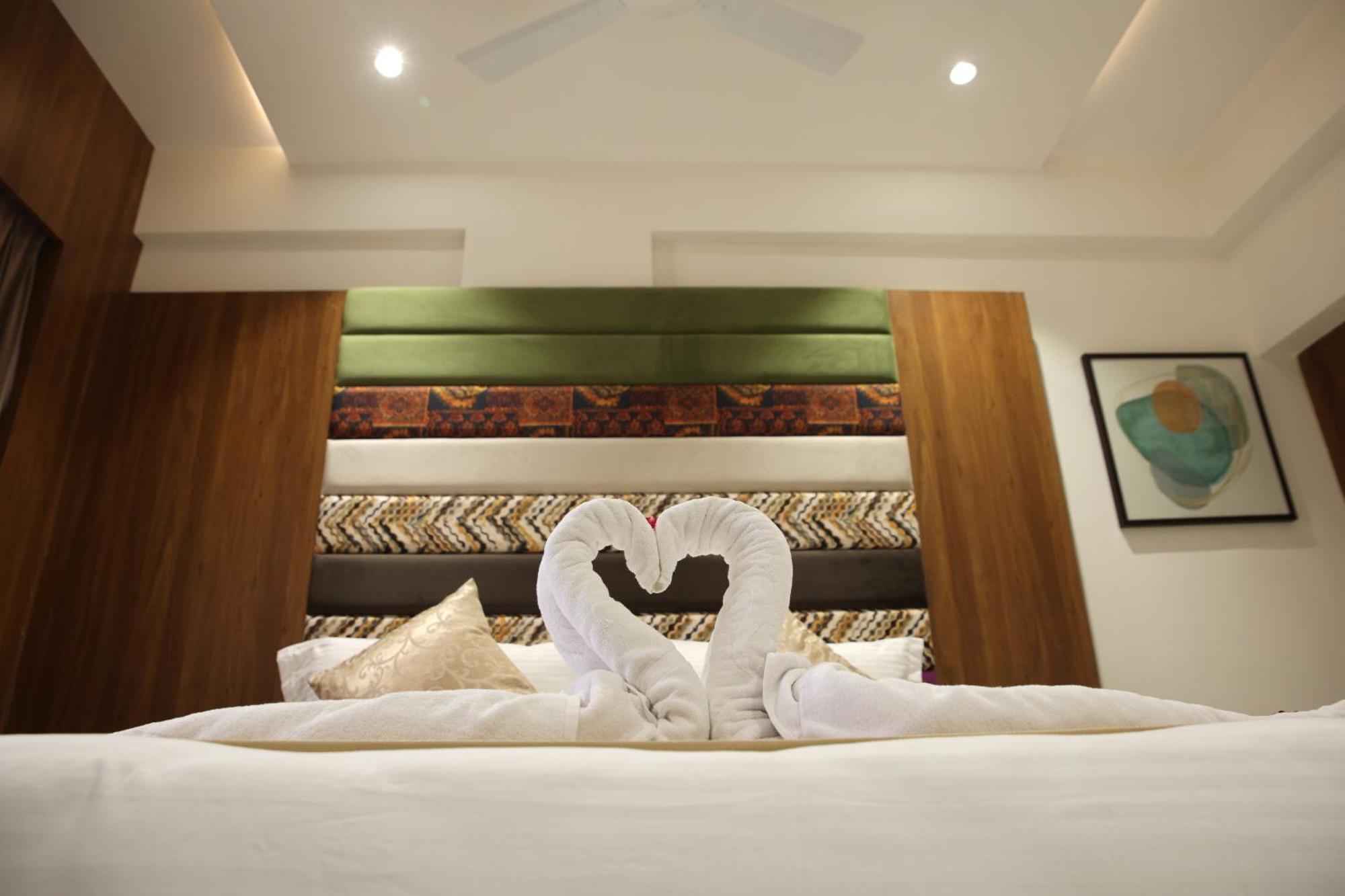 Lords Eco Inn, Ambaji ภายนอก รูปภาพ